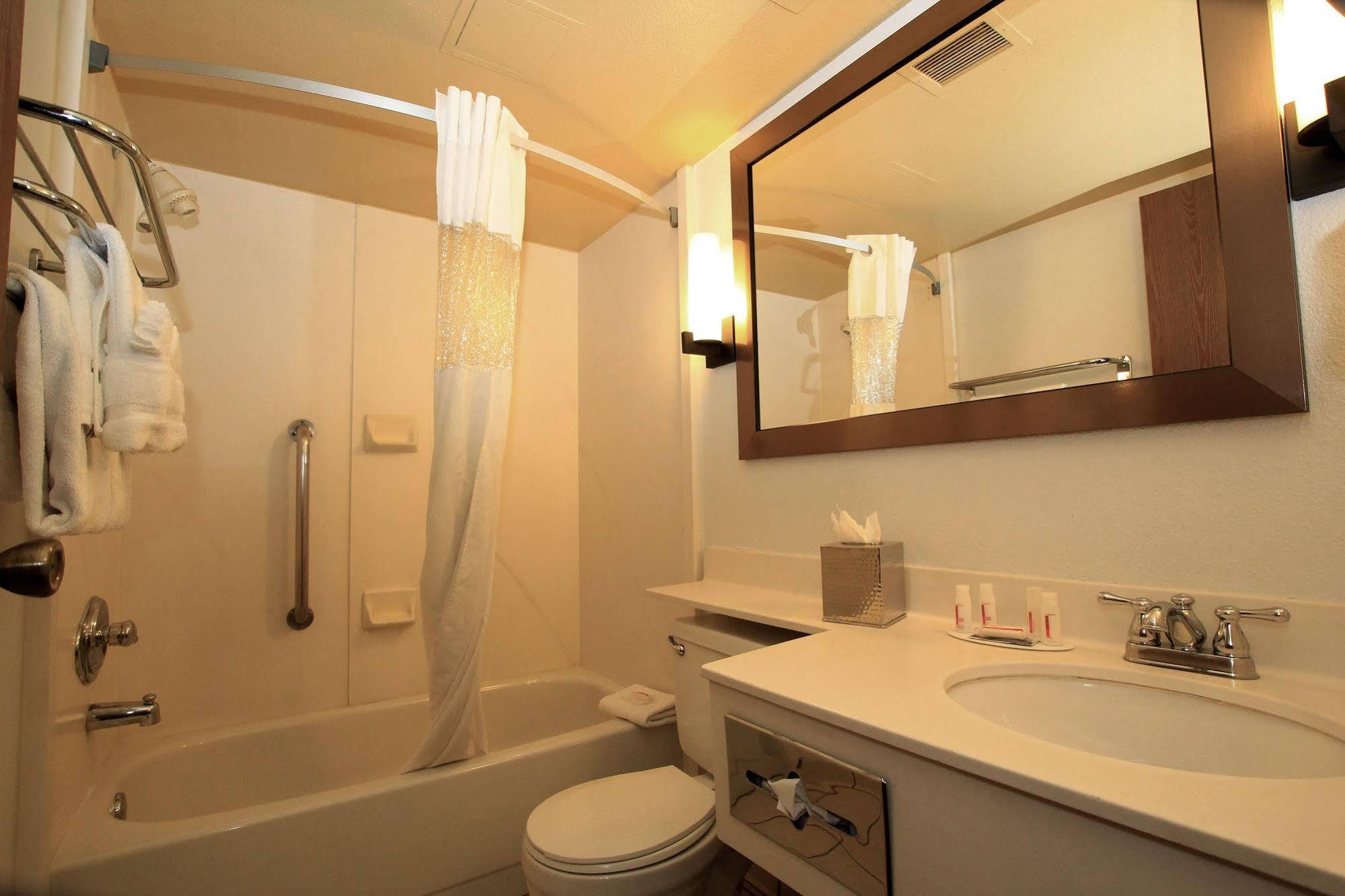 Delta Hotels By Marriott Denver Thornton Northglenn Εξωτερικό φωτογραφία