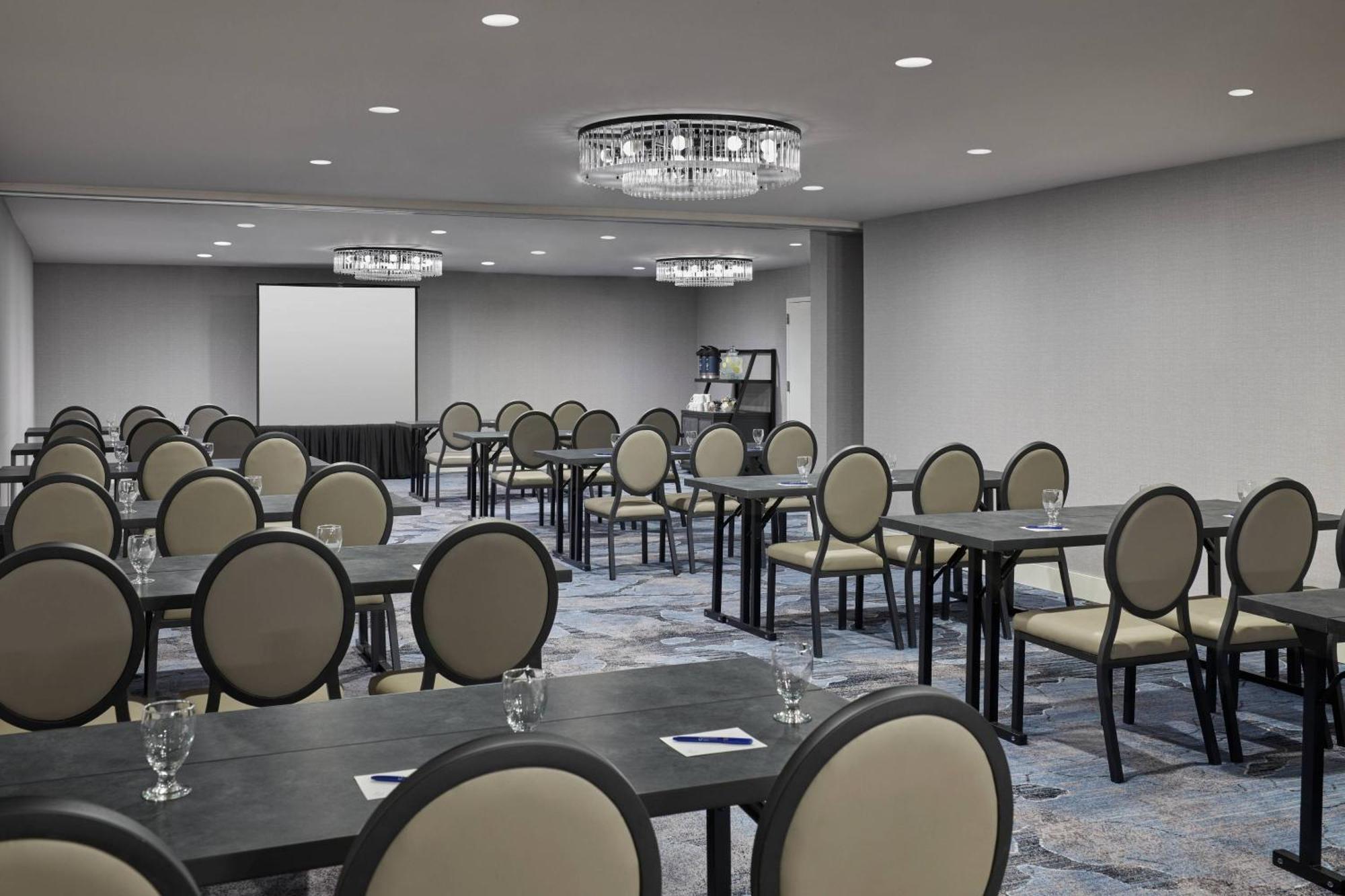 Delta Hotels By Marriott Denver Thornton Northglenn Εξωτερικό φωτογραφία